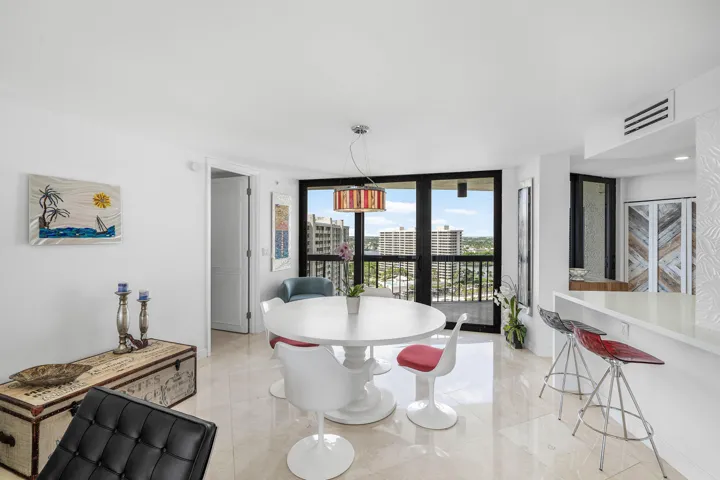 INTRACOASTAL VIEWS FROM DINING ROOM