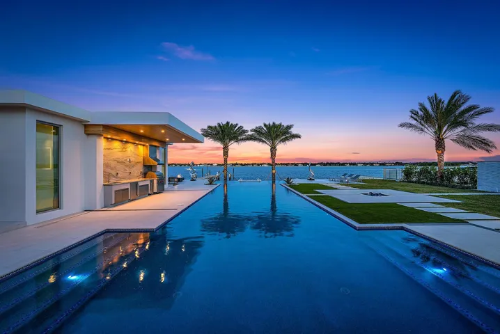 Infinity Pool