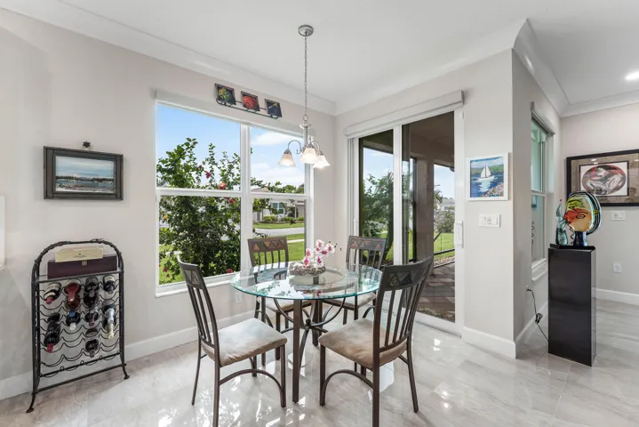 Casual Dining Nook