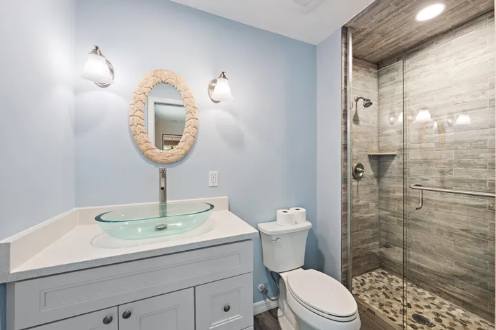 Guest House - Bathroom
