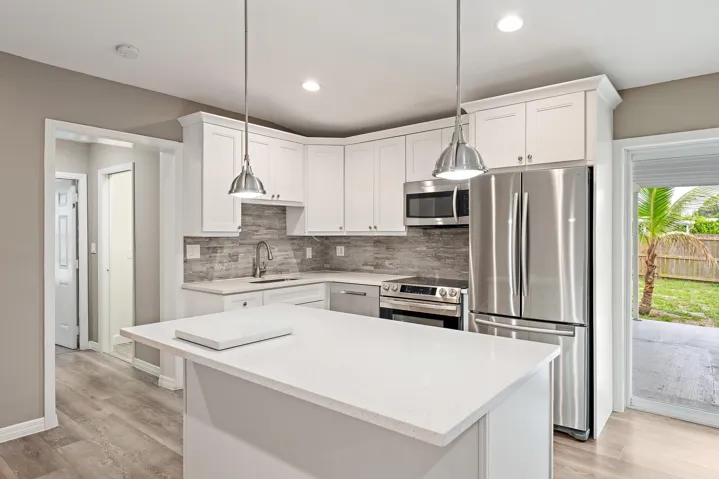 Guest House - Kitchen