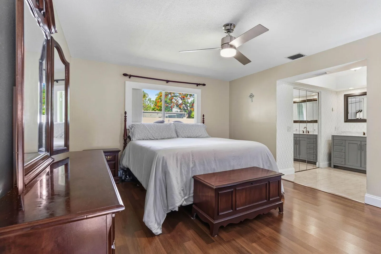 Owner suite