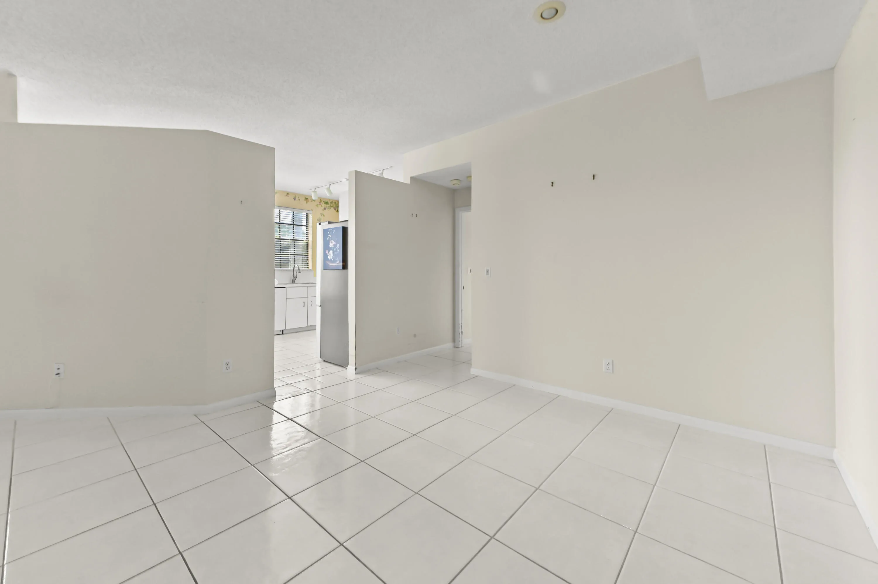 11 Dining area 01