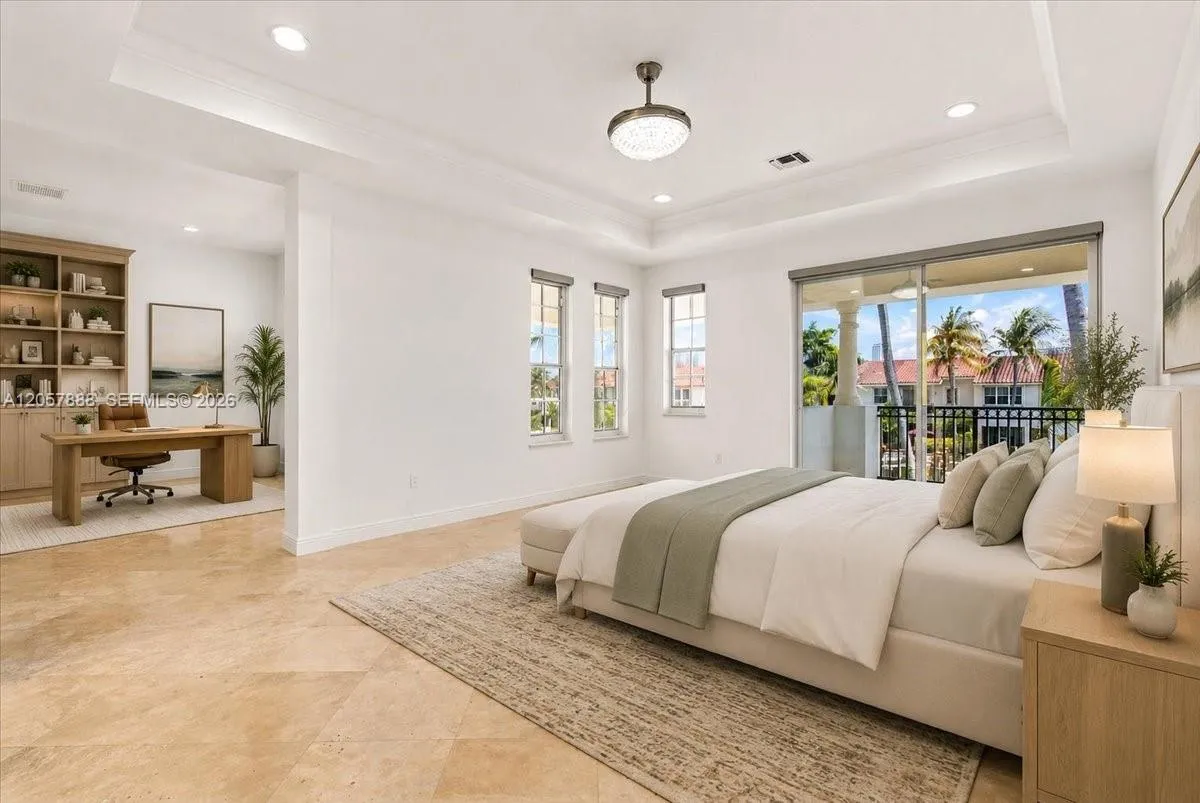 BRIGHT, CLEAN AND SPACIOUS!