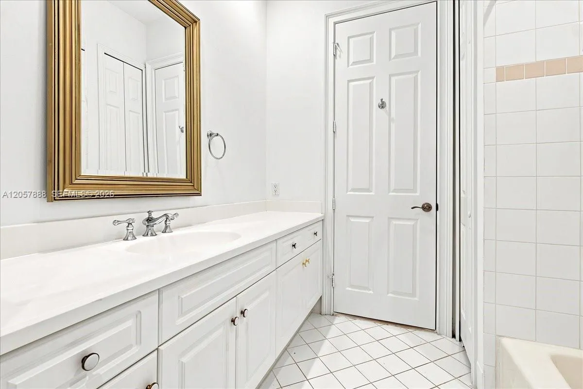 OPEN AND SPACIOUS!