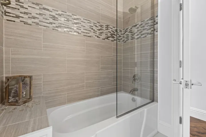 10561SELeParc(60)