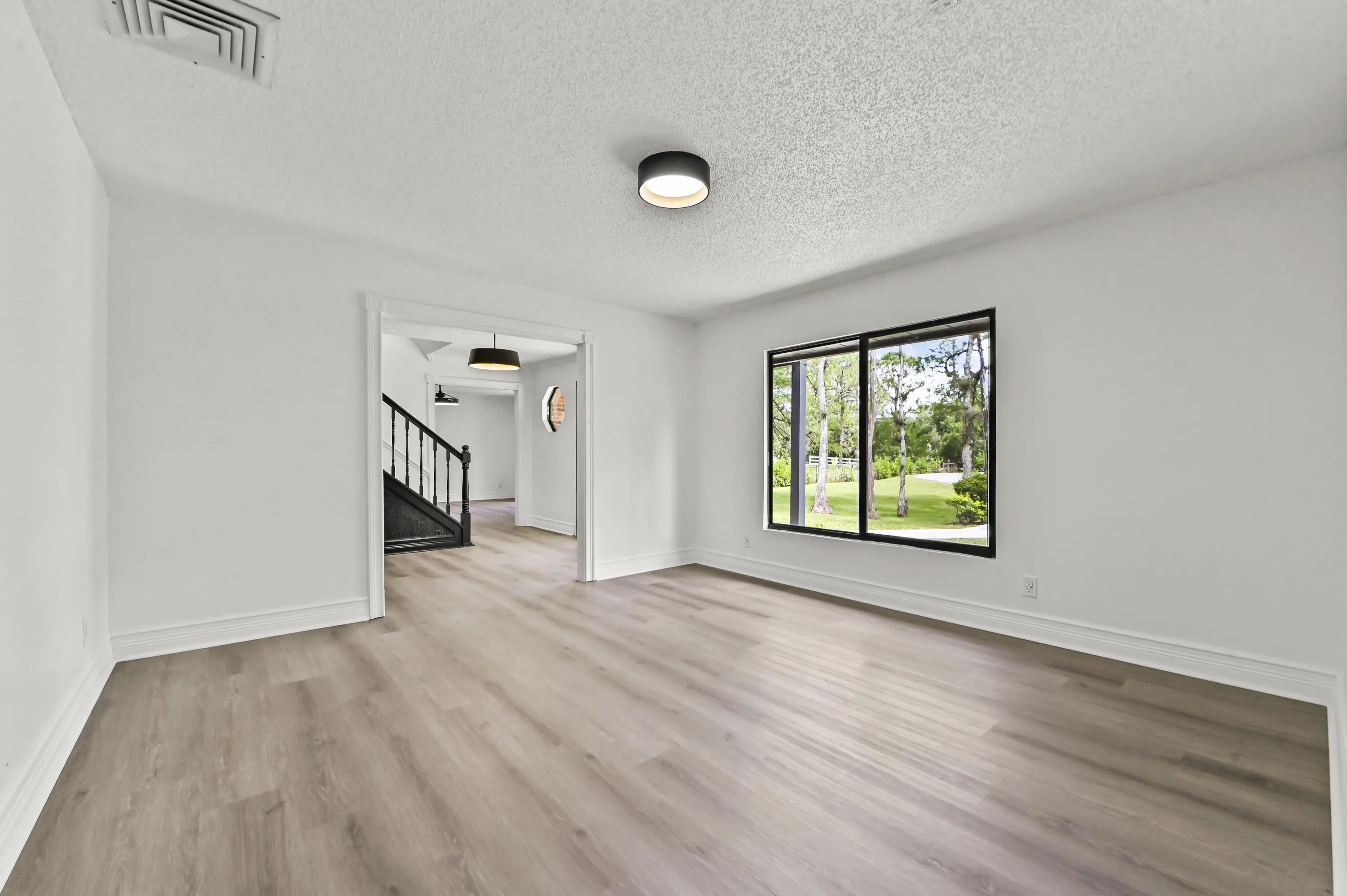 12 Living room 03