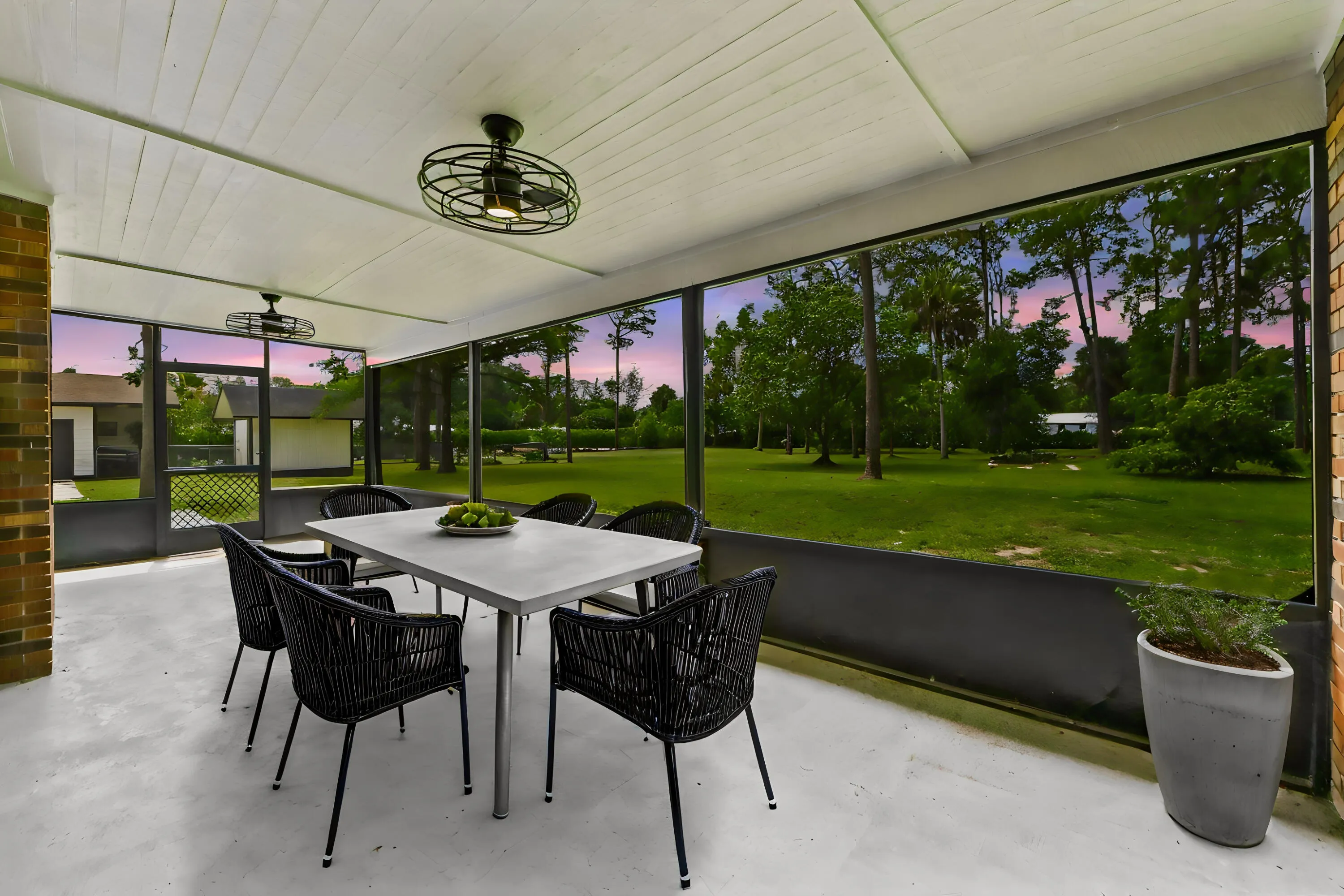 40-Patio-01_VS_TW
