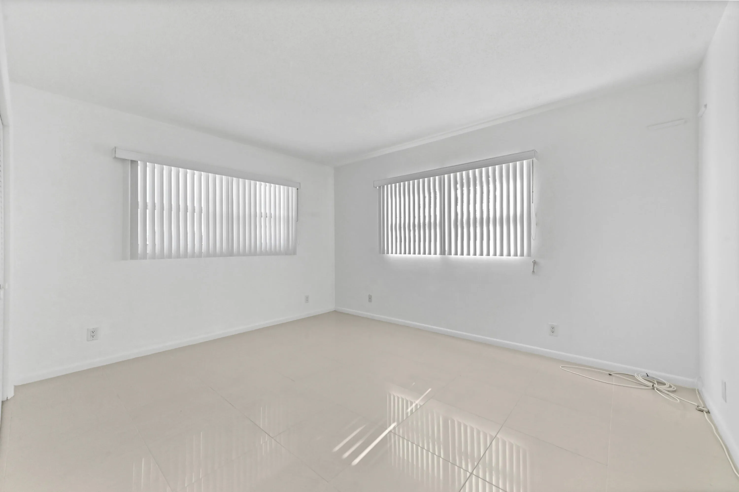 16 Bedroom 01