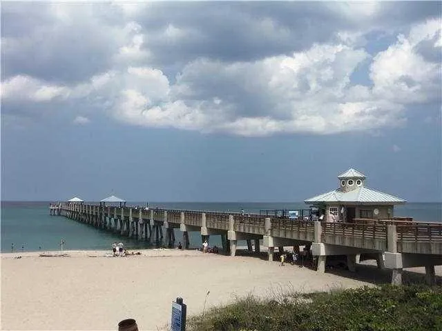 Juno Beach Pier