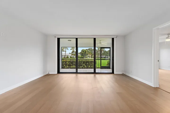 Comfortable living area with direct access to the screened lanai