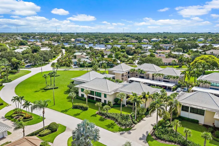 Golf, green space, and quiet streets define the community