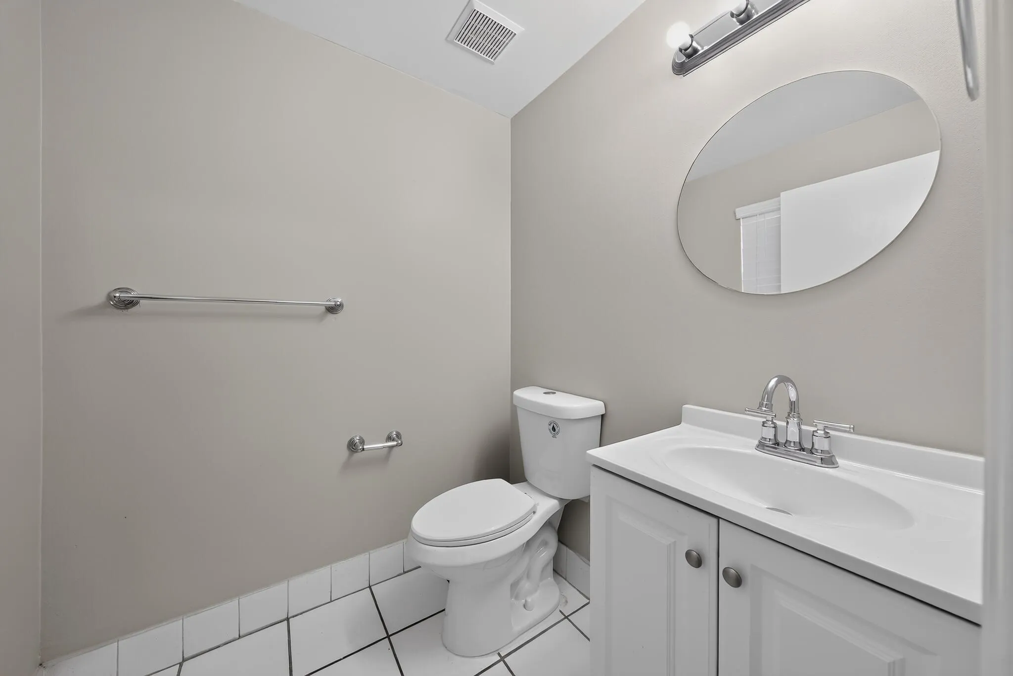 27_5287_SW_38th_Way-Bathroom-7194
