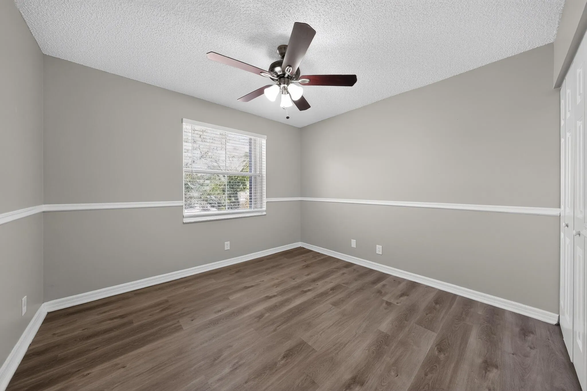 21_5287_SW_38th_Way-Bedroom-7222