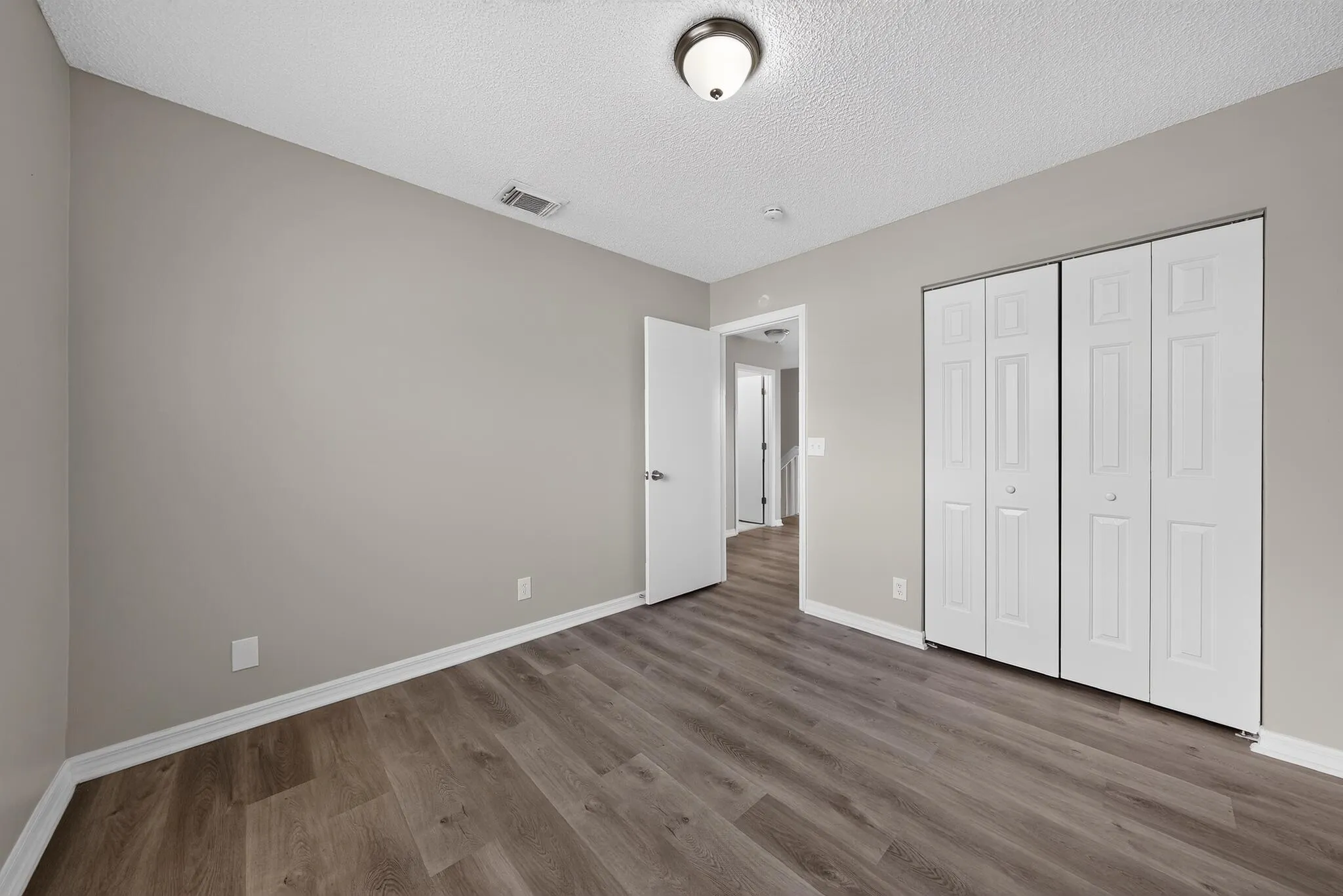 23_5287_SW_38th_Way-Bedroom-7221