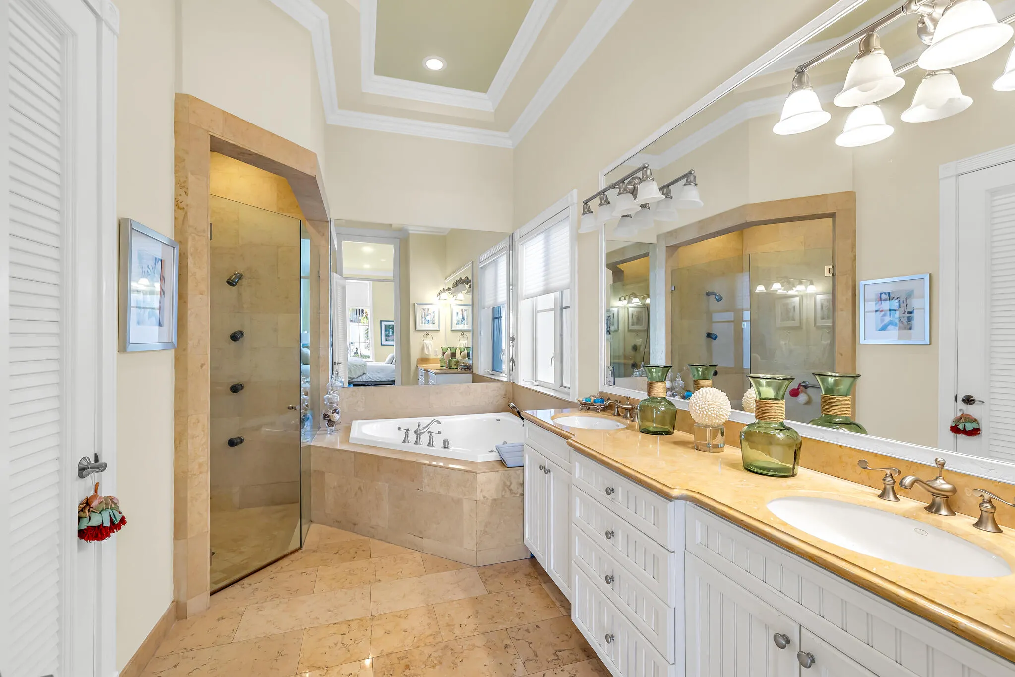 1st floor primary suite bathroom