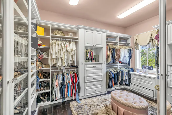 primary bedroom walk in closet