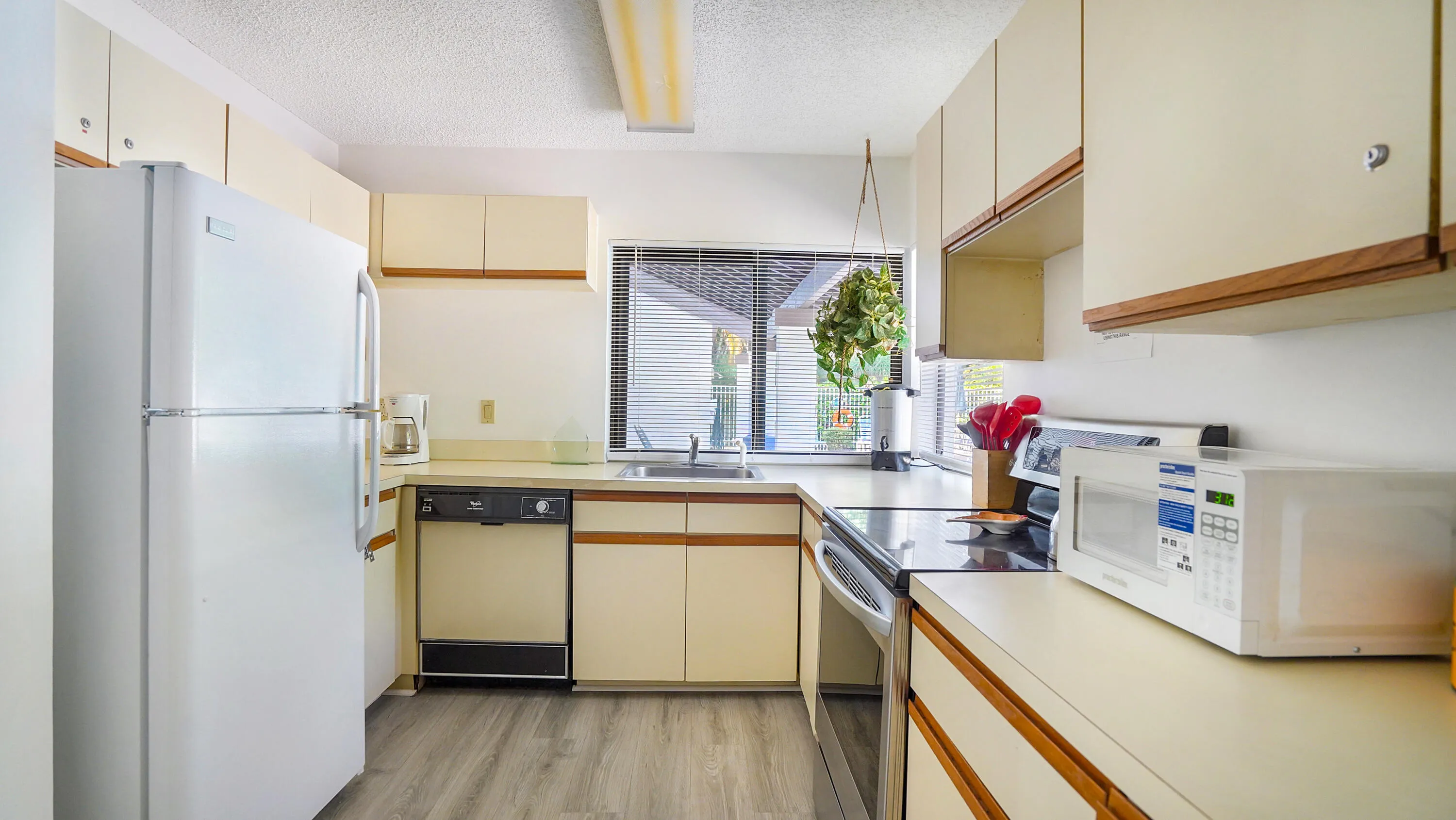 2687 Blue Sage Ave Coconut Creek-61