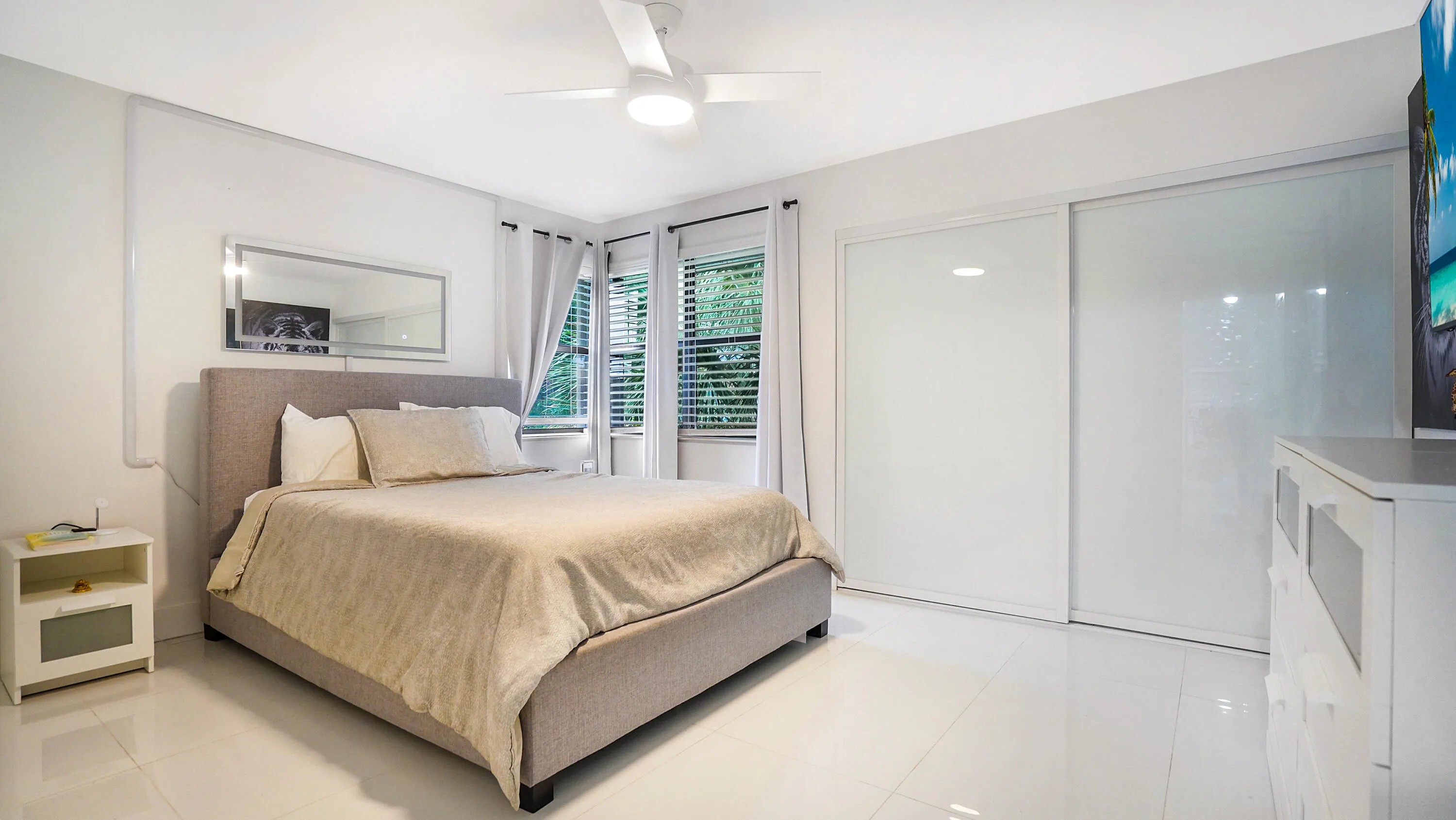 Second bedroom