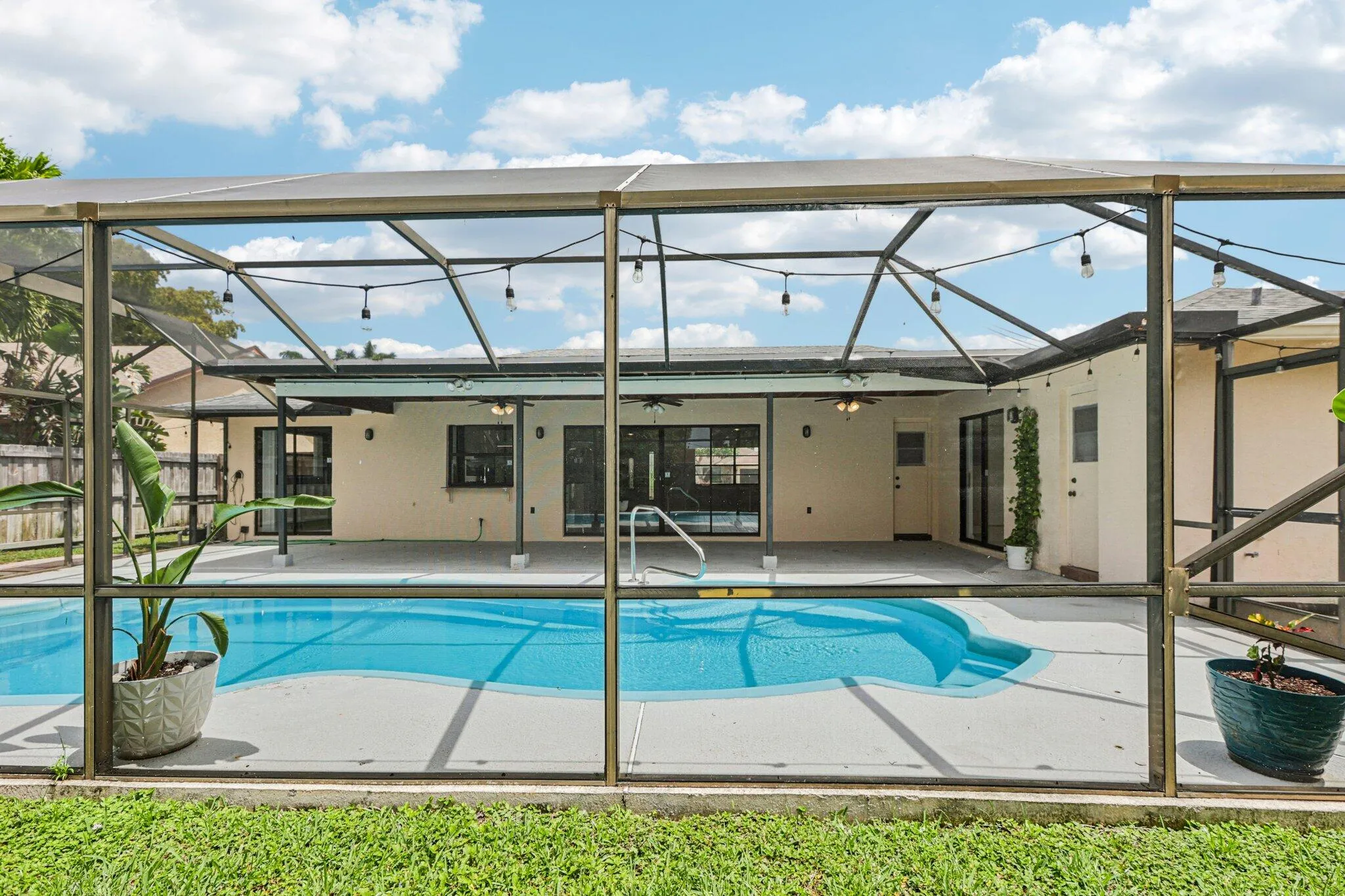 51-web-or-mls-Woodview Terrace-S1104-051