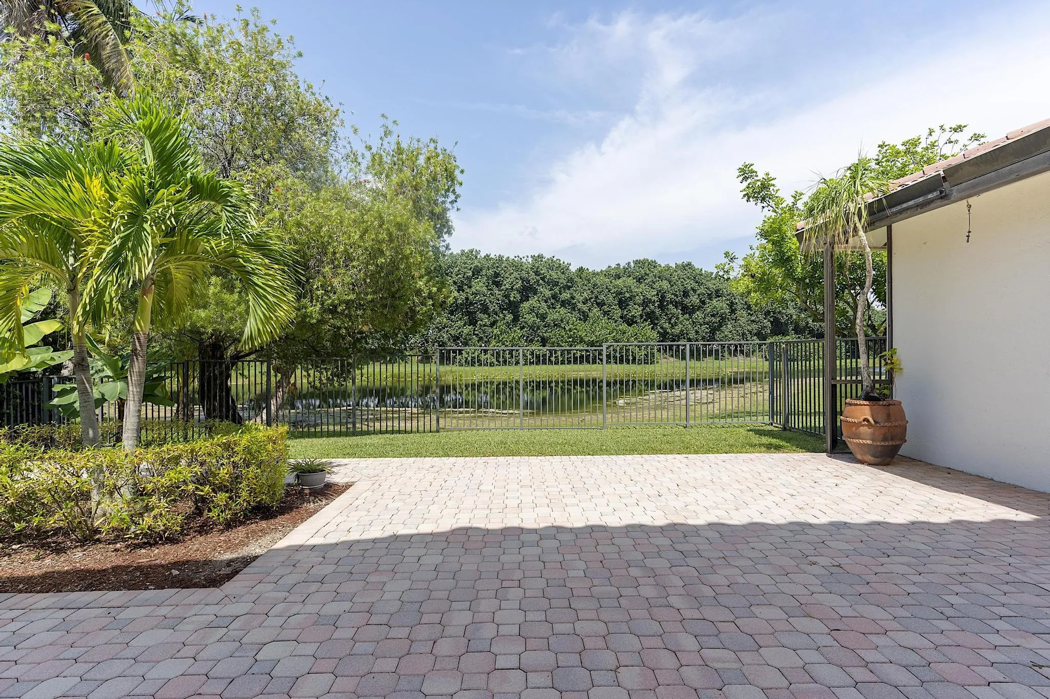 875 Bayside Lane weston FL- - 056