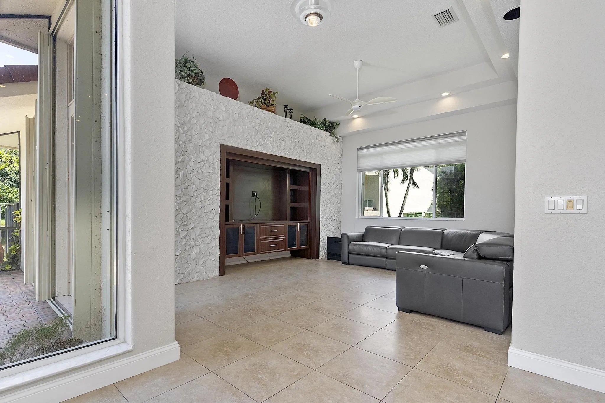 875 Bayside Lane weston FL- - 039