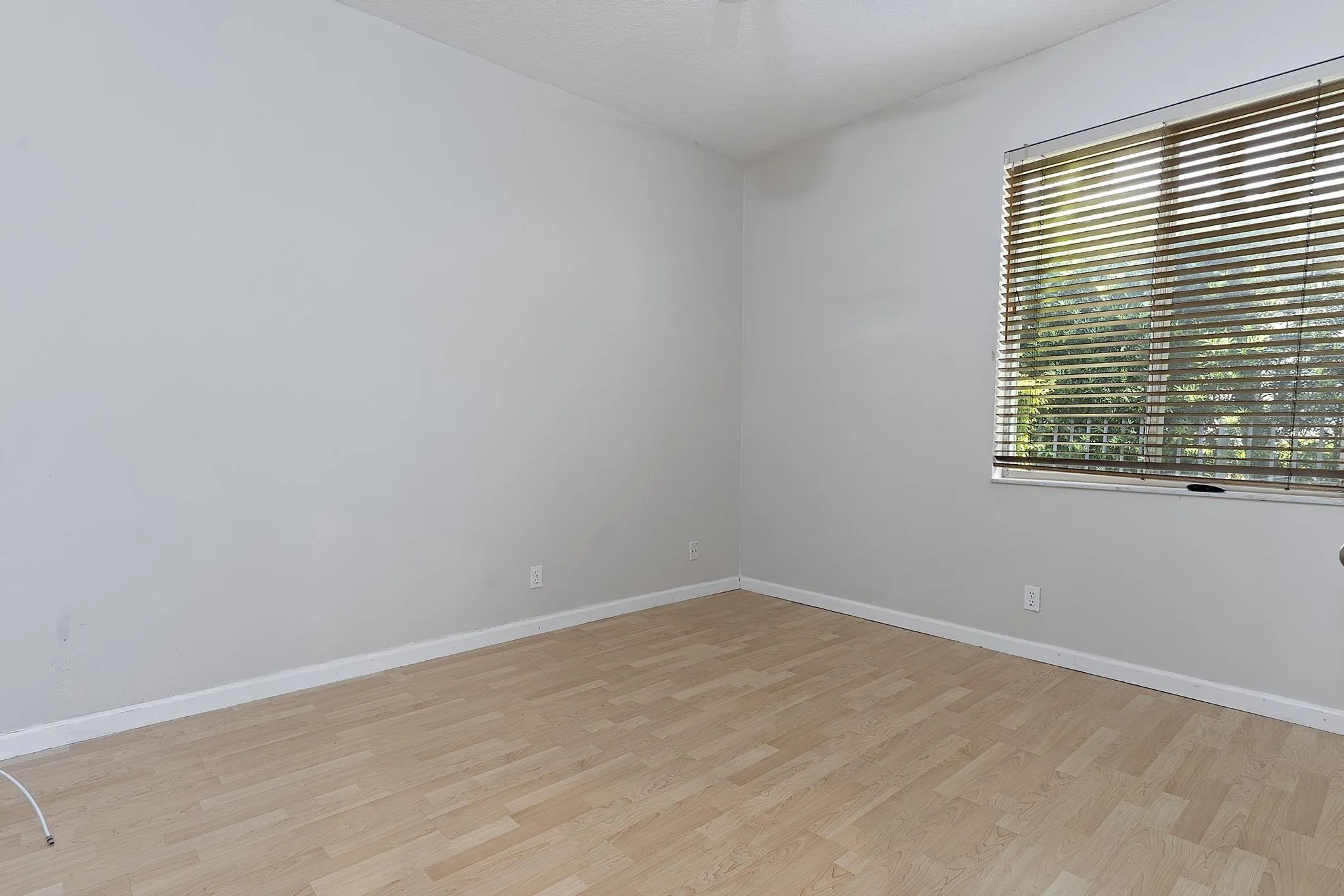 875 Bayside Lane weston FL- - 038