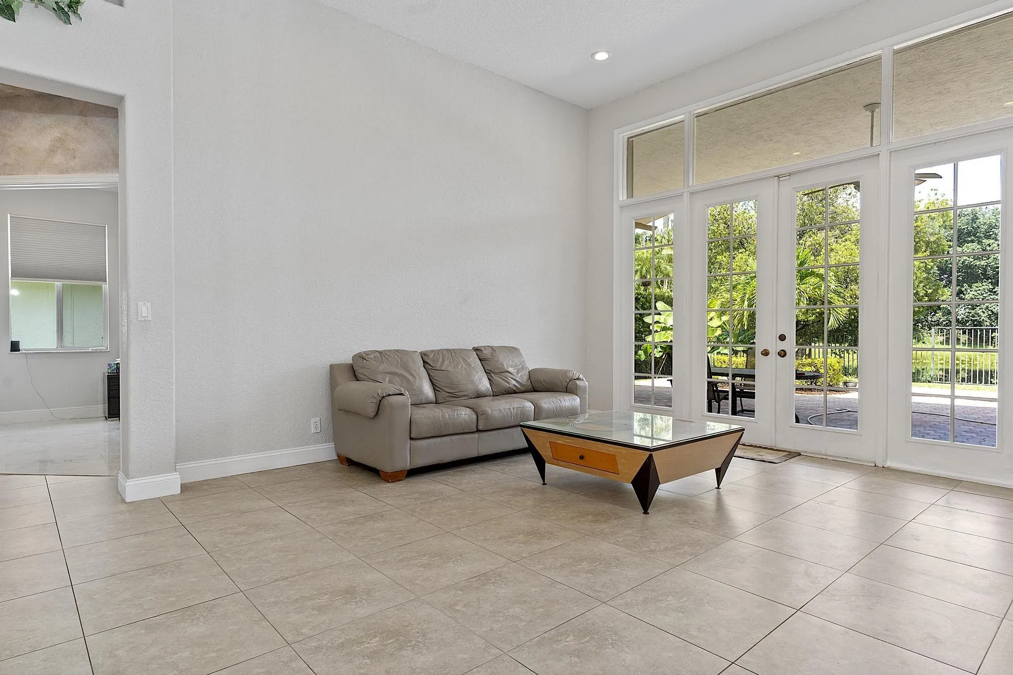 875 Bayside Lane weston FL- - 015
