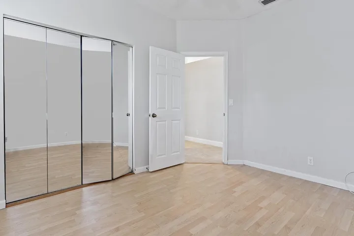 875 Bayside Lane weston FL- - 039