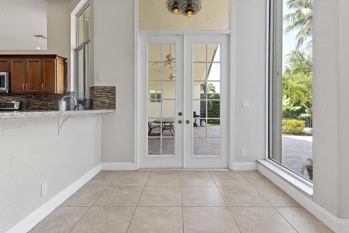 875 Bayside Lane weston FL- - 045