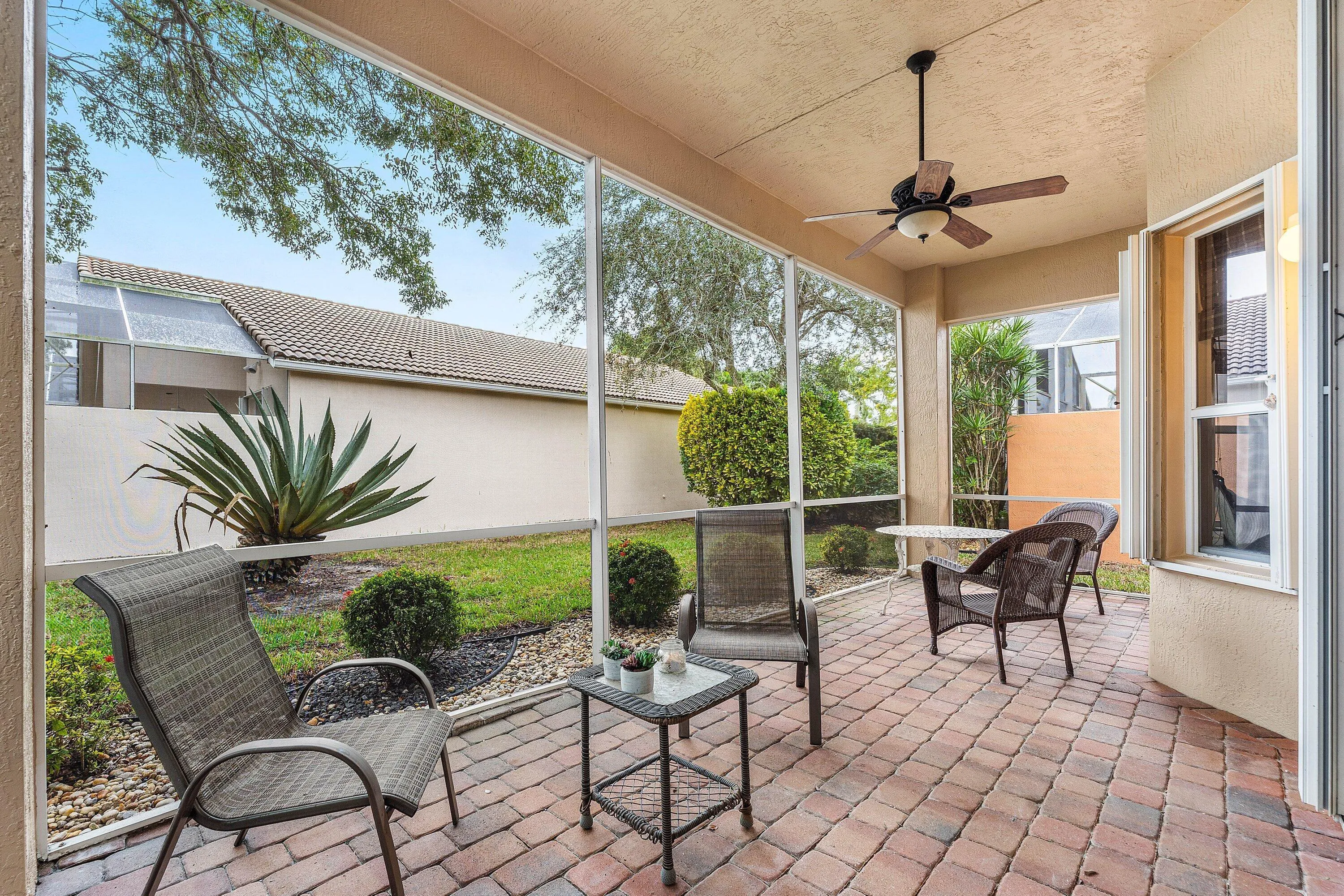 035-8688ViaAvellino-LakeWorth-FL-33467-S