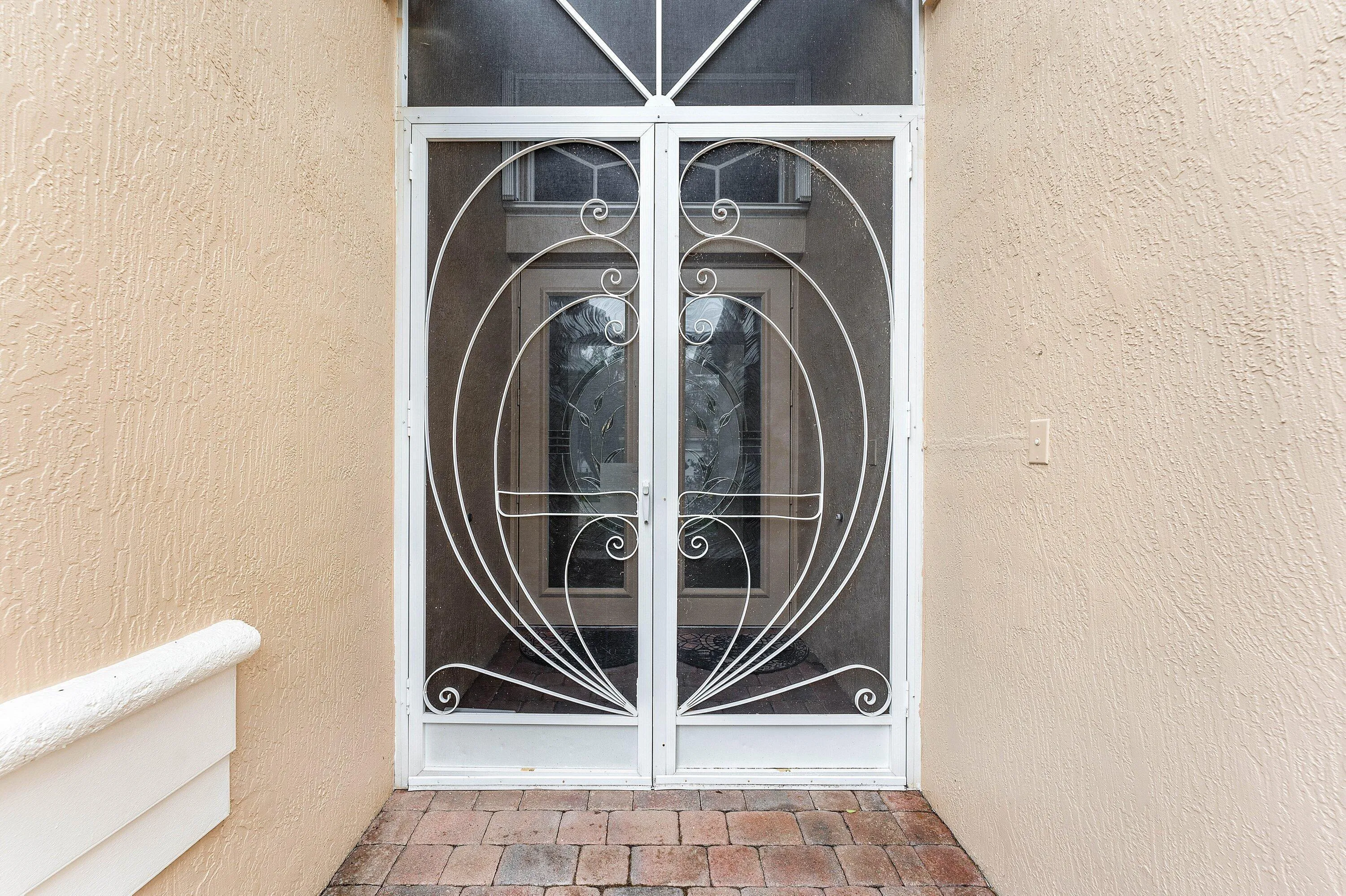 004-8688ViaAvellino-LakeWorth-FL-33467-S