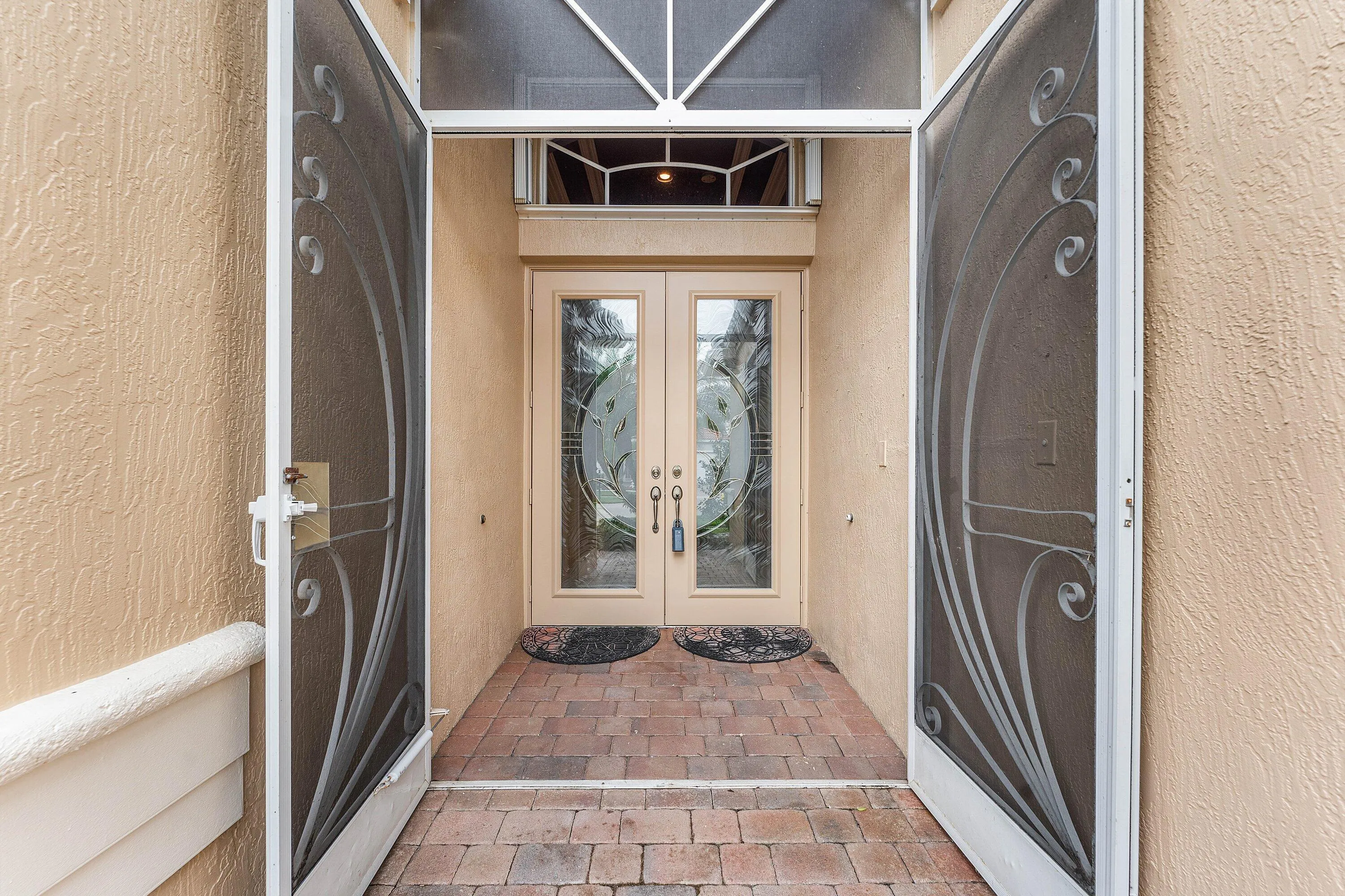 005-8688ViaAvellino-LakeWorth-FL-33467-S