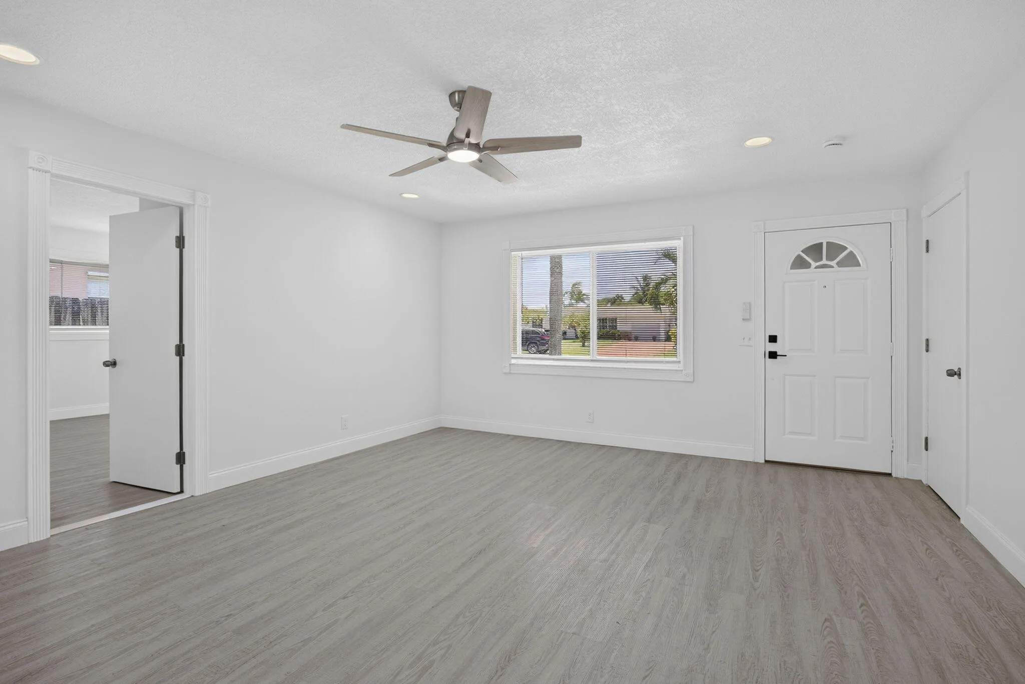 11-web-or-mls-BS1A4324