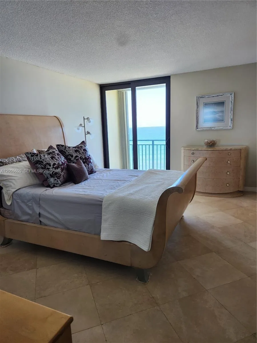 Second bedroom, Amazing ocean views