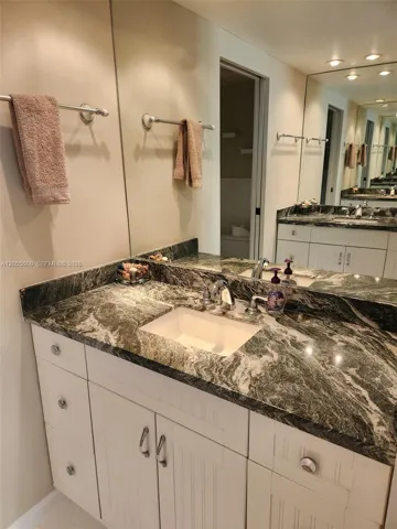 BRAND NEW "his & hers" Granite countertops