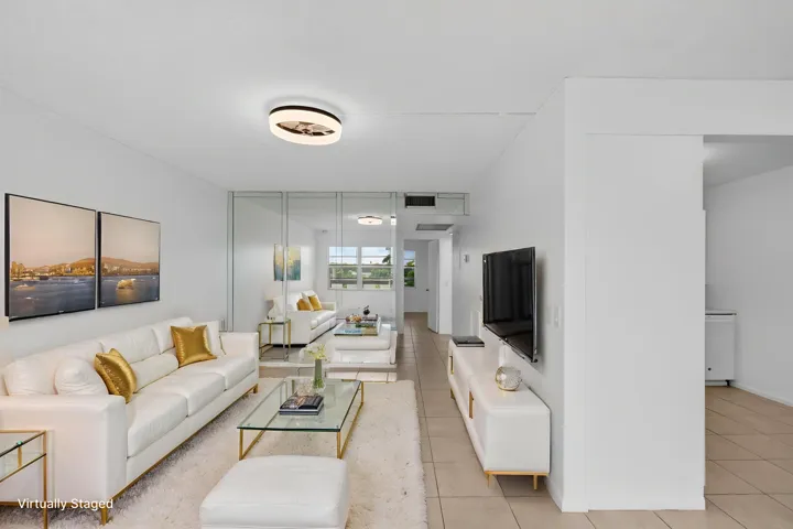 VIRTUAL STAGING Living Room2