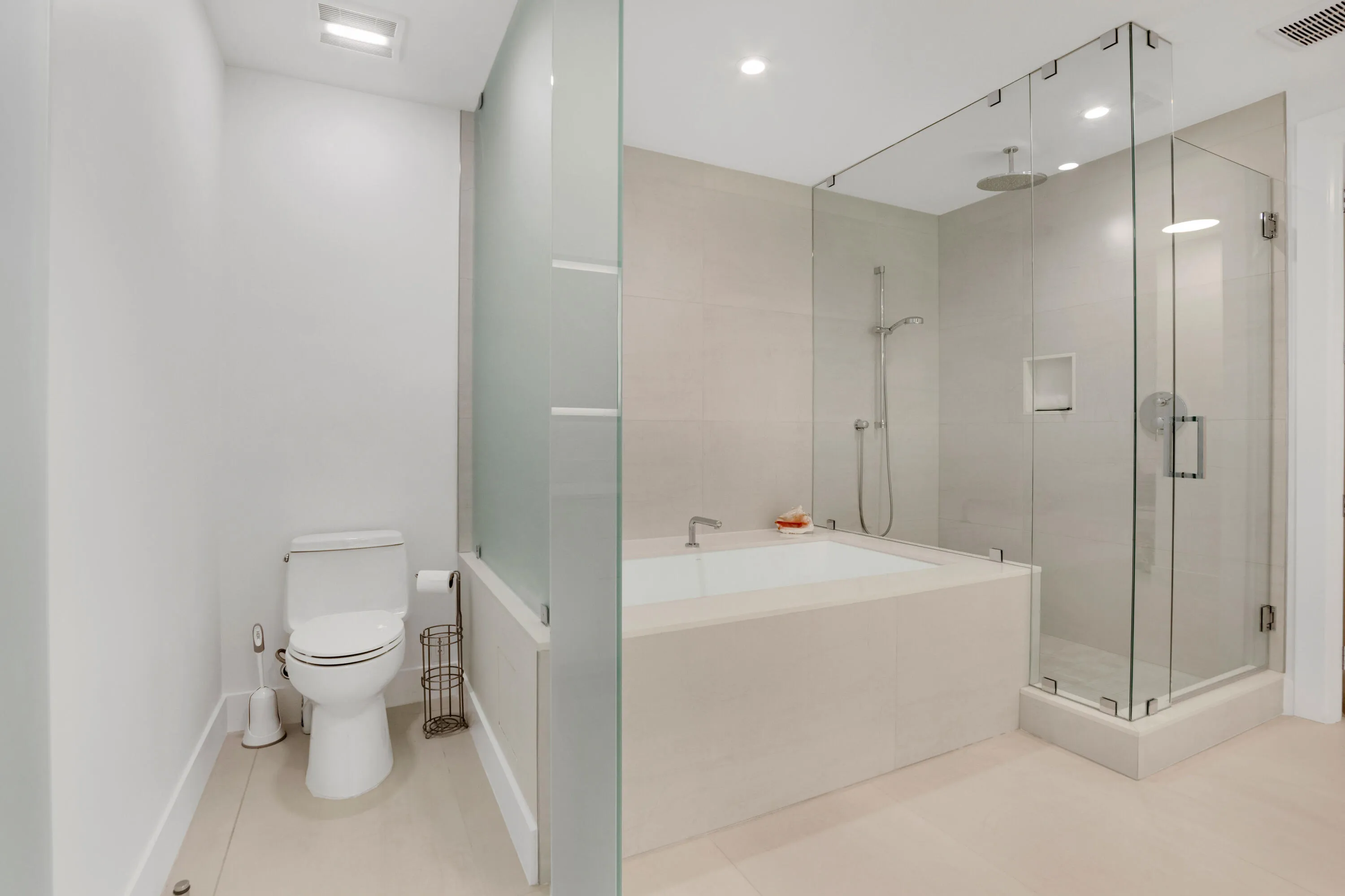 151 N Seabreeze Blvd unit 504-20