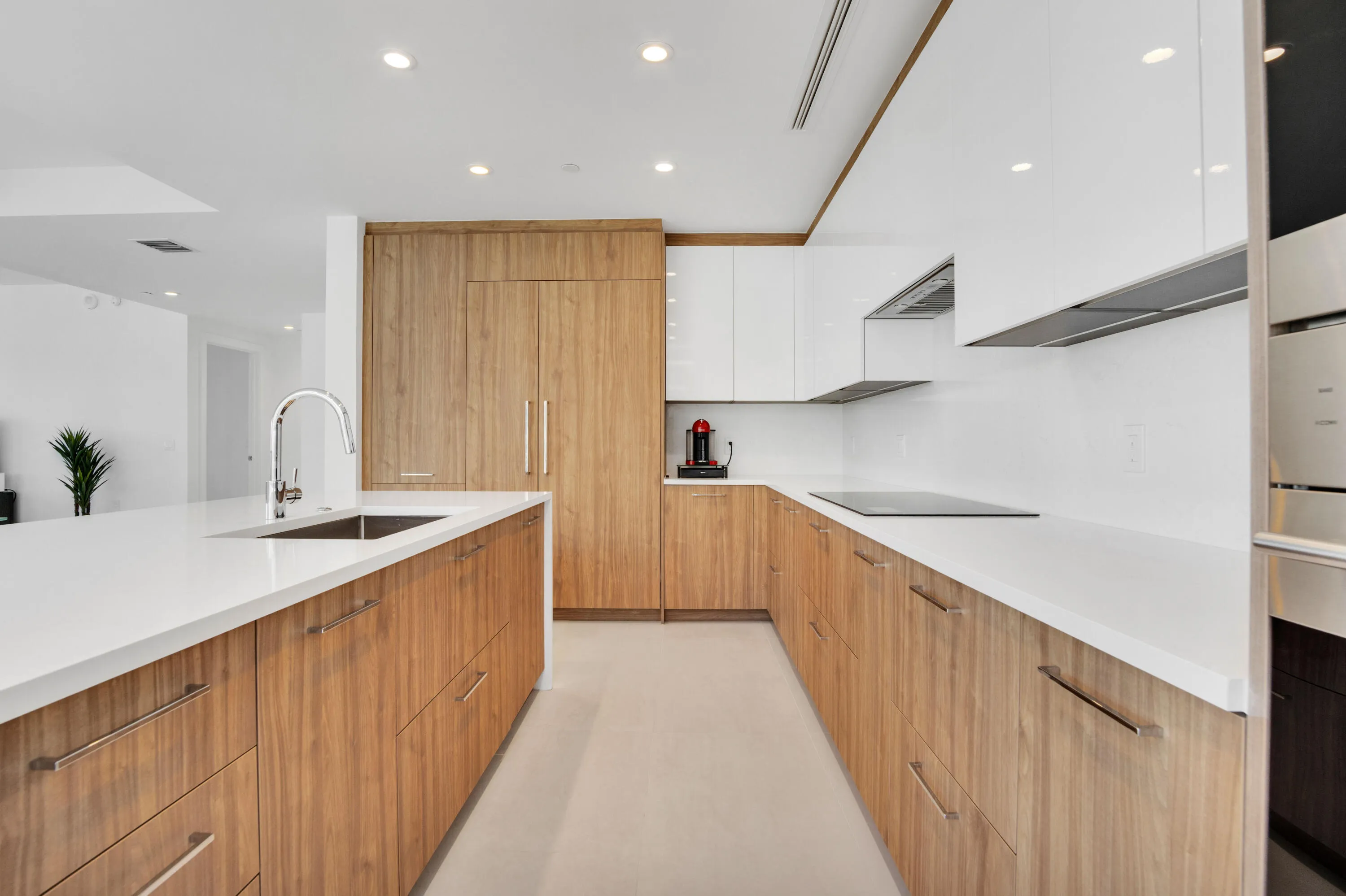 151 N Seabreeze Blvd unit 504-12