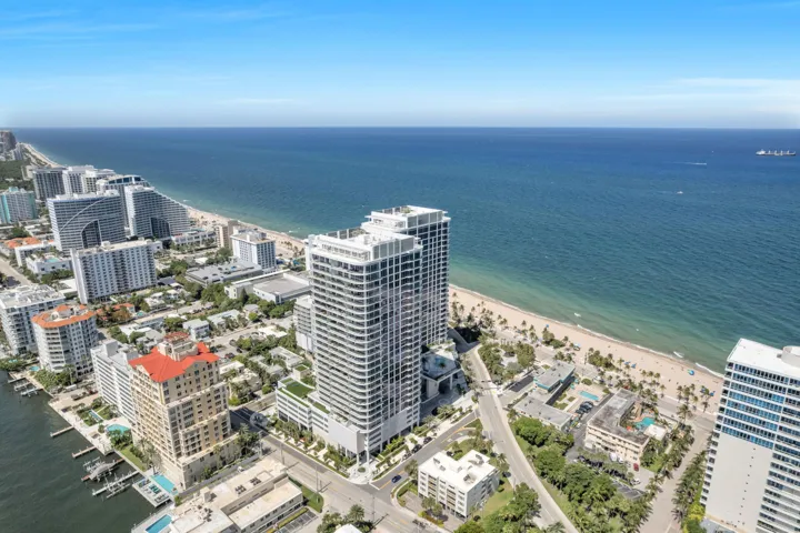151 N Seabreeze Blvd unit 504-59