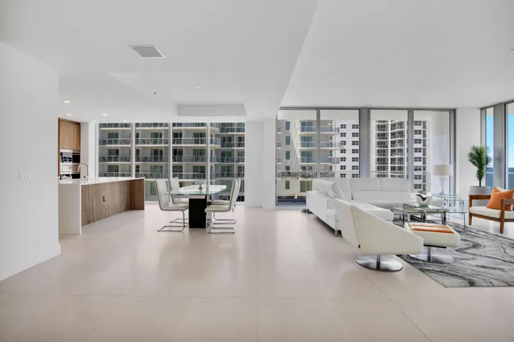 151 N Seabreeze Blvd unit 504-13