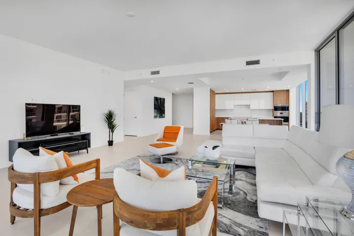 151 N Seabreeze Blvd unit 504-6