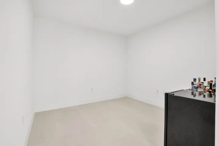 151 N Seabreeze Blvd unit 504-33