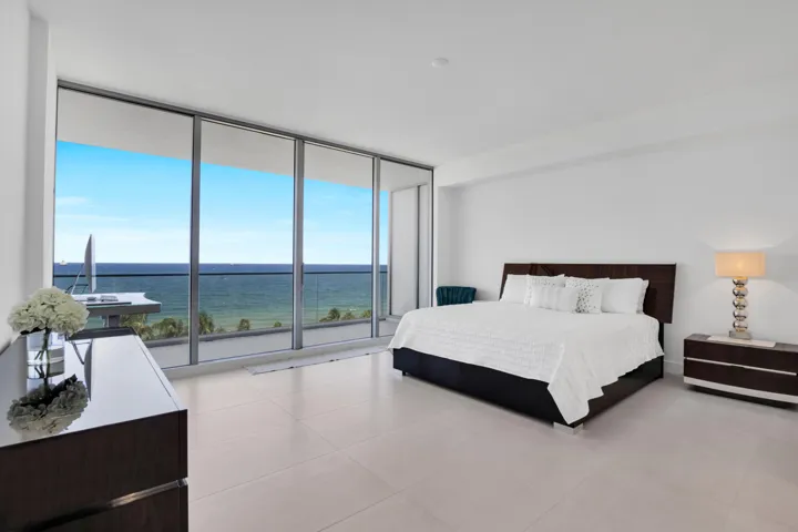 151 N Seabreeze Blvd unit 504-14