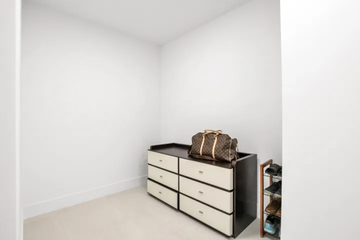 151 N Seabreeze Blvd unit 504-22