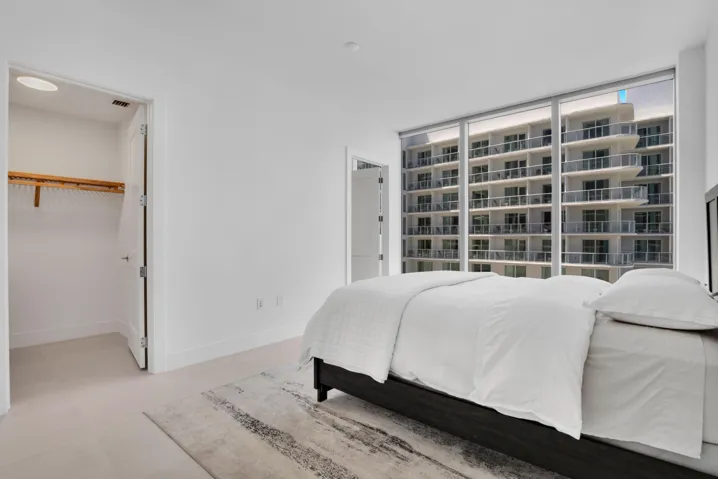 151 N Seabreeze Blvd unit 504-29