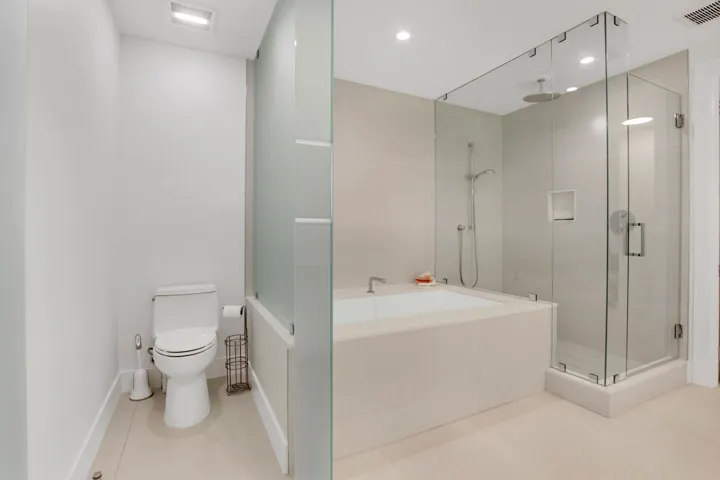 151 N Seabreeze Blvd unit 504-20