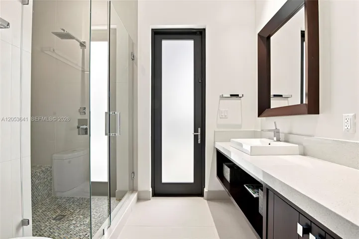 Cabana bath first floor