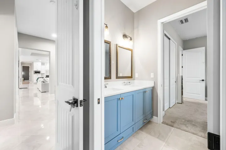 3865SWStoneybrookWay-0025