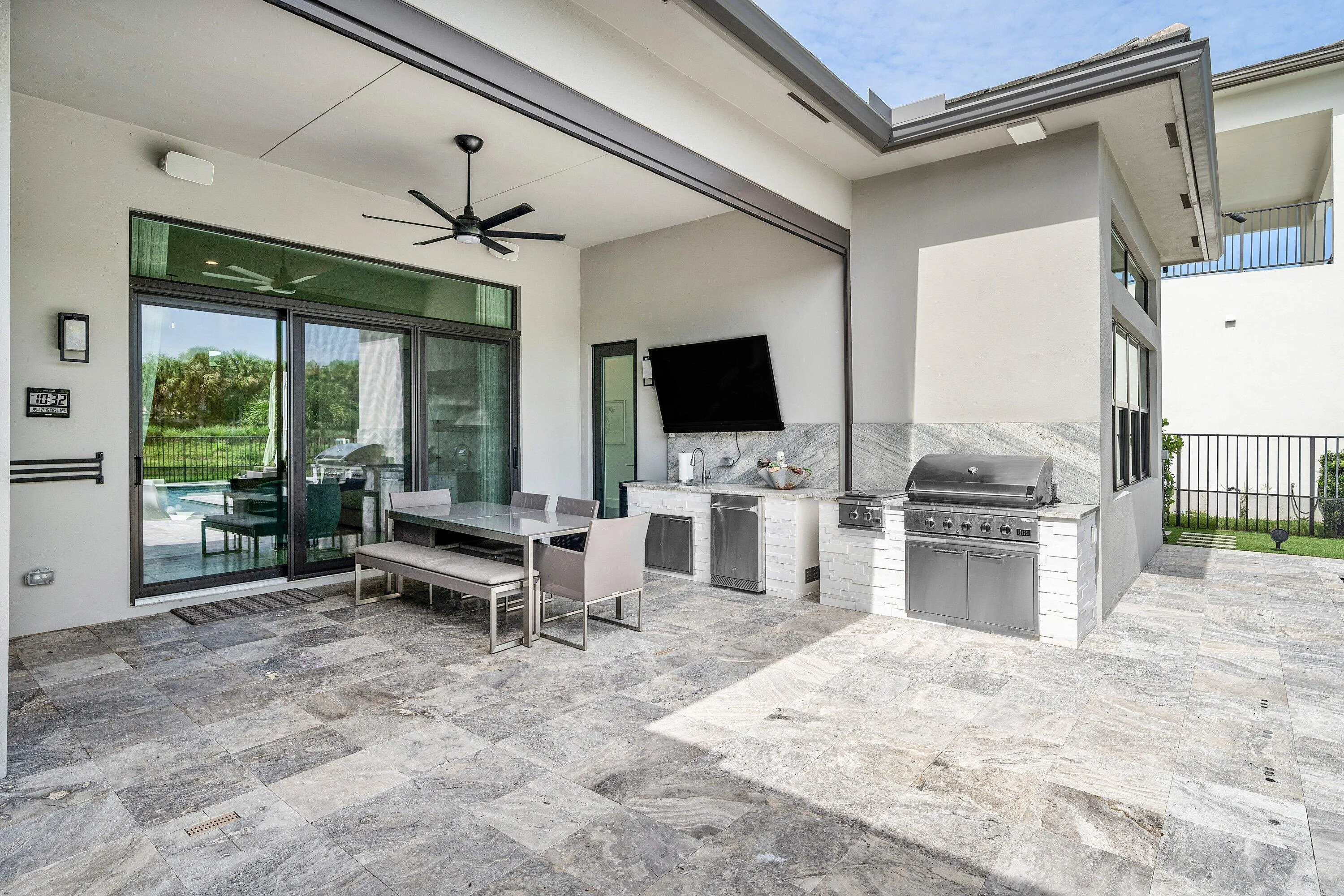 043-9619ChiantiClassicoTerrace-BocaRaton